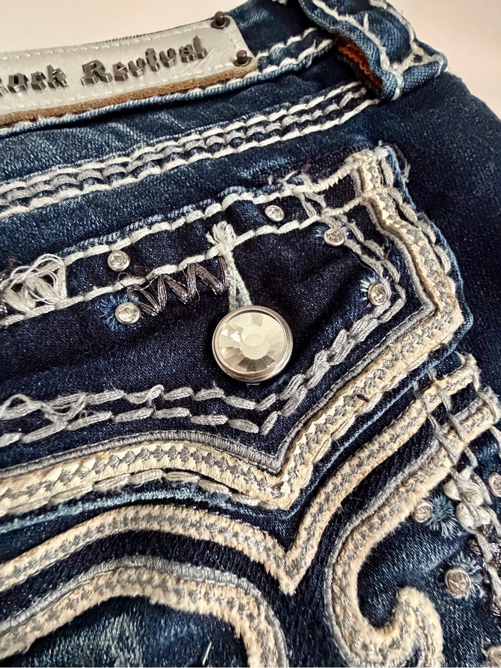 Rock Revival Jeans Womens Size 26 Kai Skinny Y2K Dark Blue Denim Embellished - Picture 7 of 13